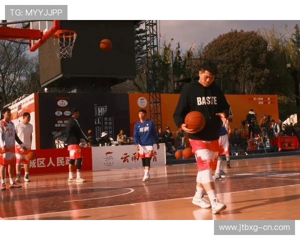 城市联赛精彩回顾：北京篮球队展现强大实力与团队合作精神